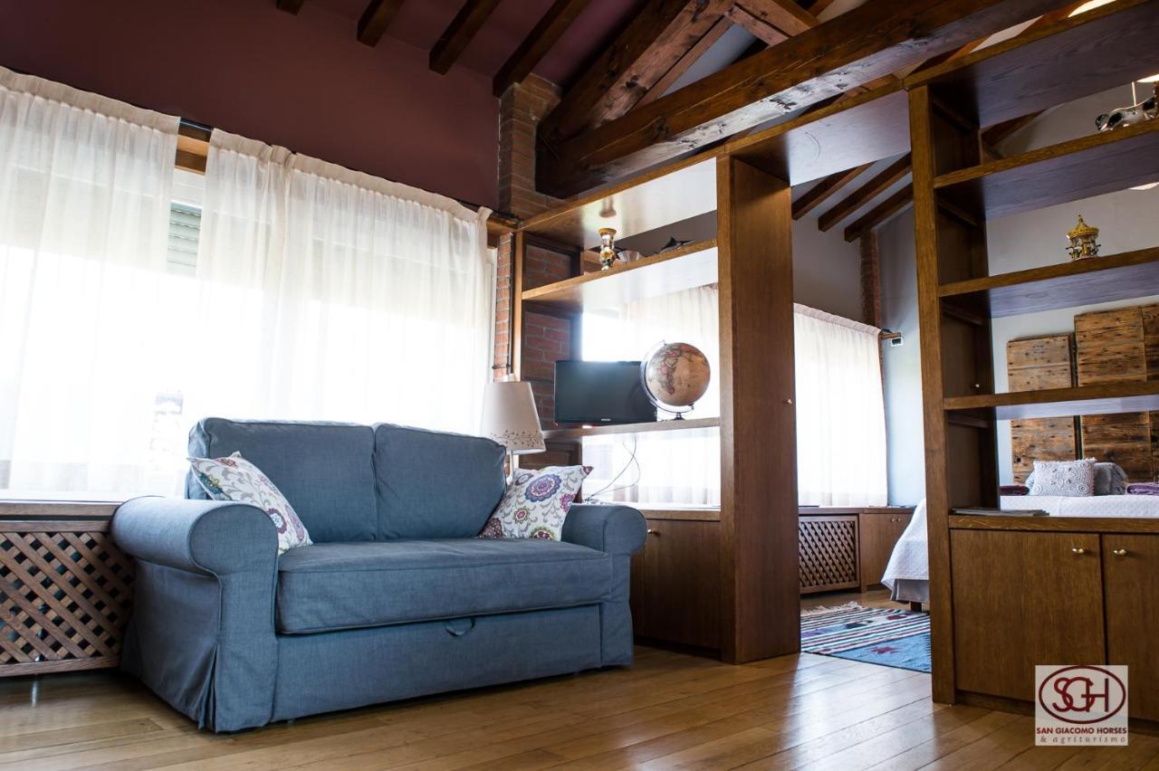 알루노 산 지아코모 홀스 앤 아그리투리스모 B&B 외부 사진